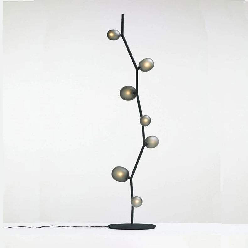 Lampadaire design en métal avec abat-jour en verre DEREVA