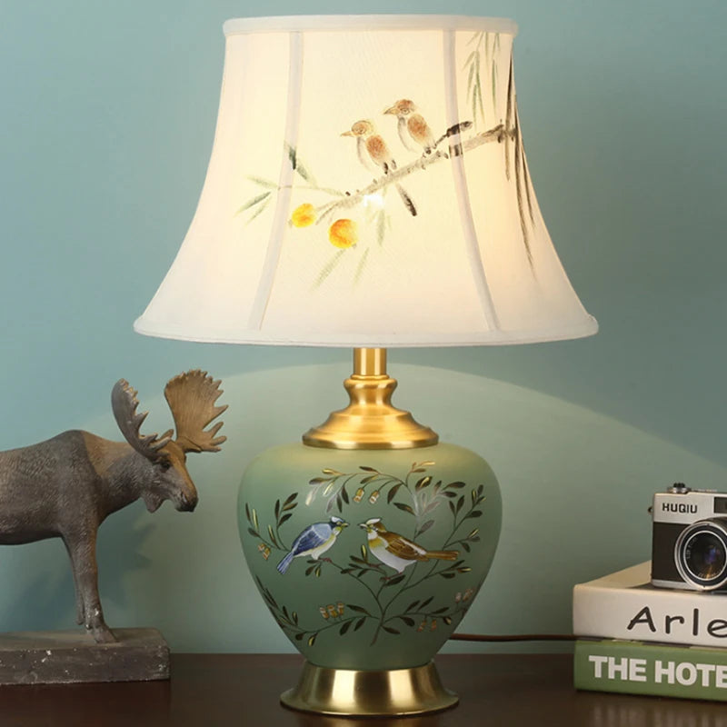 Lampe de Table vintage en céramique vert à motif avec abat-jour en tissu ILTA