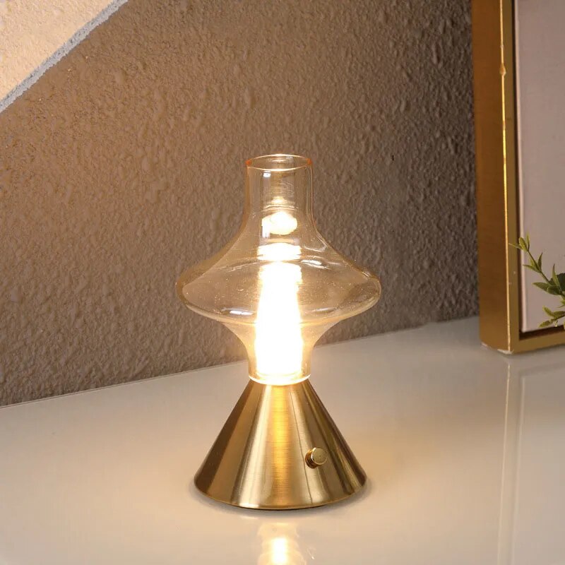 Petite lampe de table en forme de chandelier moderne CHAMMA