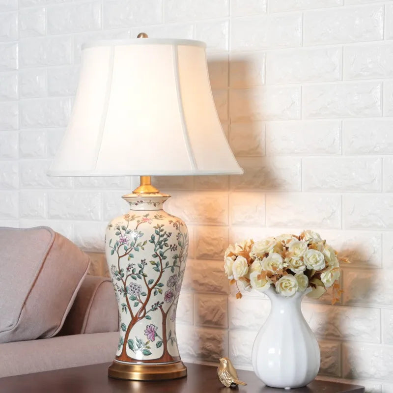 Lampe de Table en céramique blanc à motif avec abat-jour en tissu NANCY