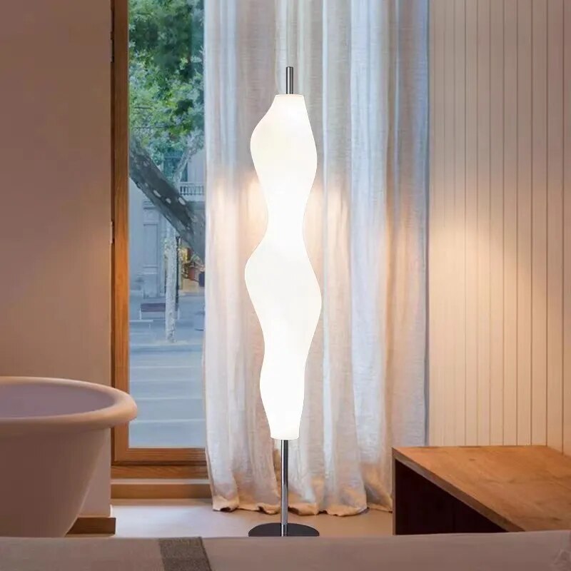 Lampadaire design form organique MIST