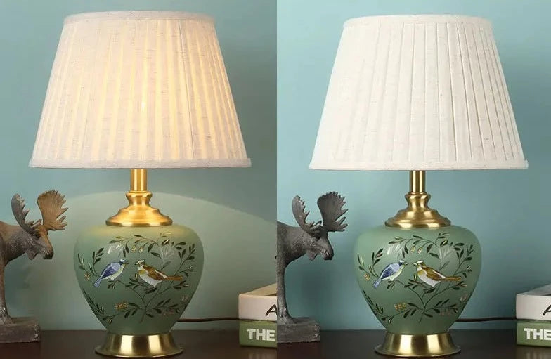 Lampe de Table vintage en céramique vert à motif avec abat-jour en tissu ILTA