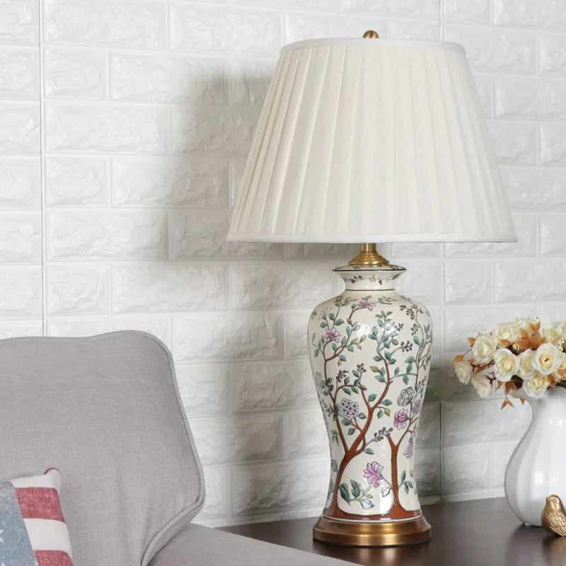 Lampe de Table en céramique blanc à motif avec abat-jour en tissu NANCY
