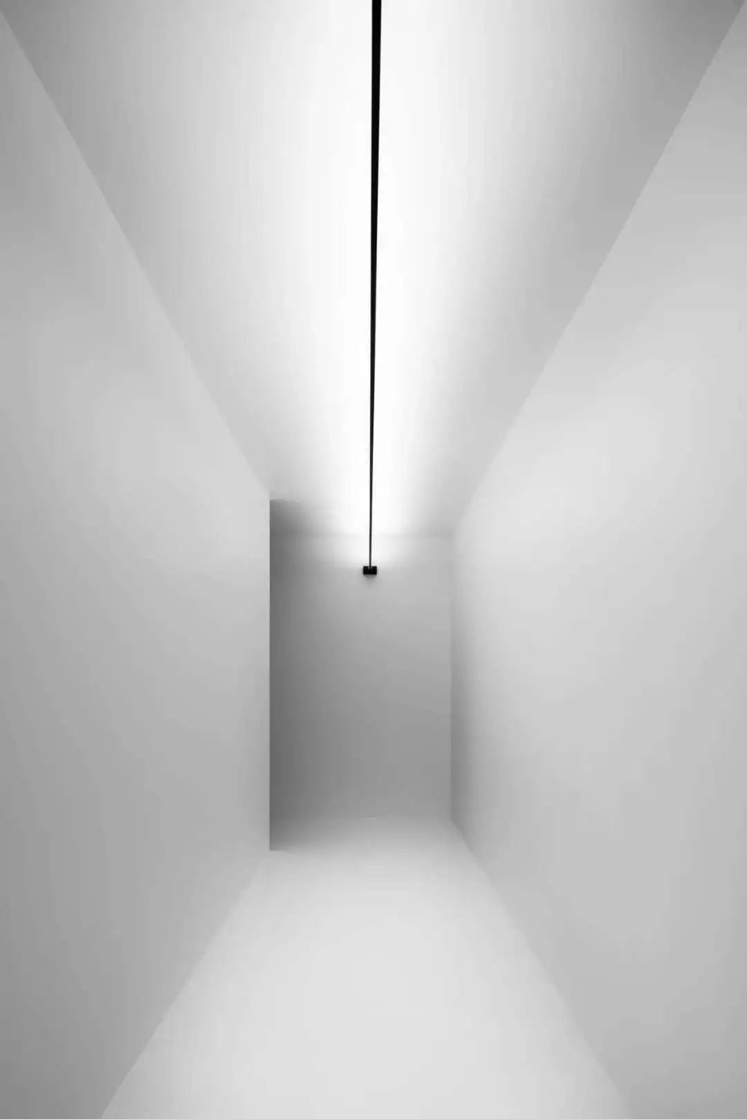 Lampe murale design minimaliste LED en métal LINNE