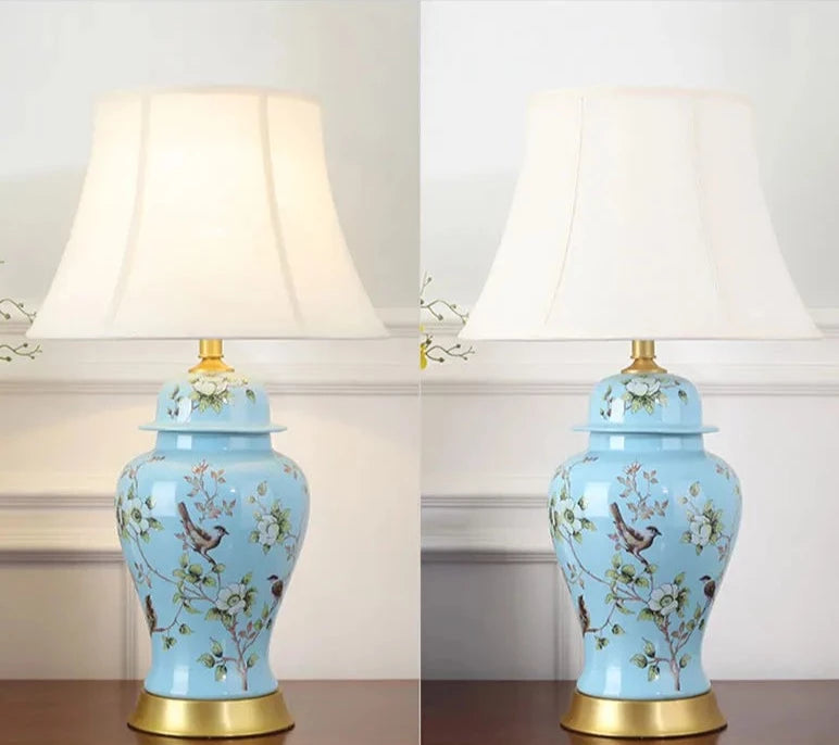 Lampe de Table en céramique bleu à motif fleuri avec abat-jour en tissu VIOLET