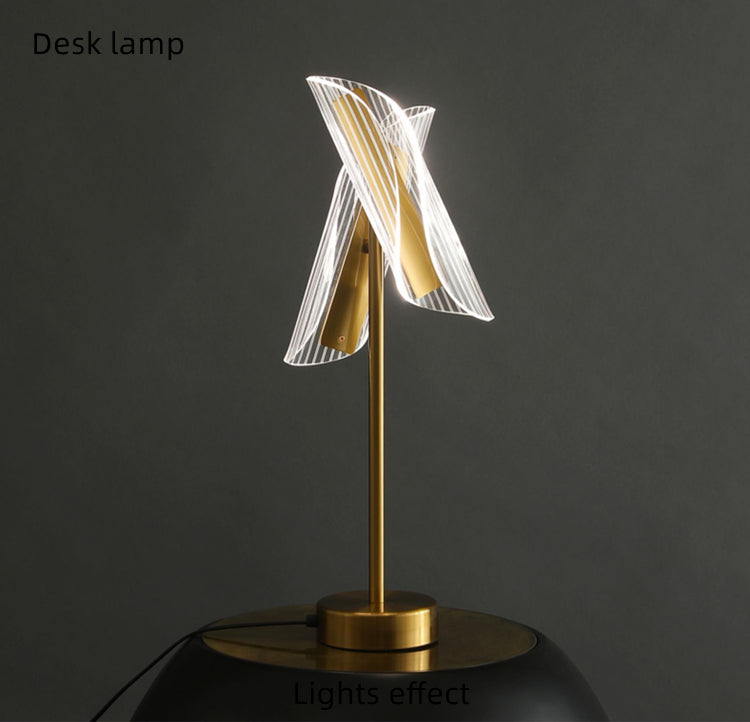 Lampe de table design en métal Doré LYZ