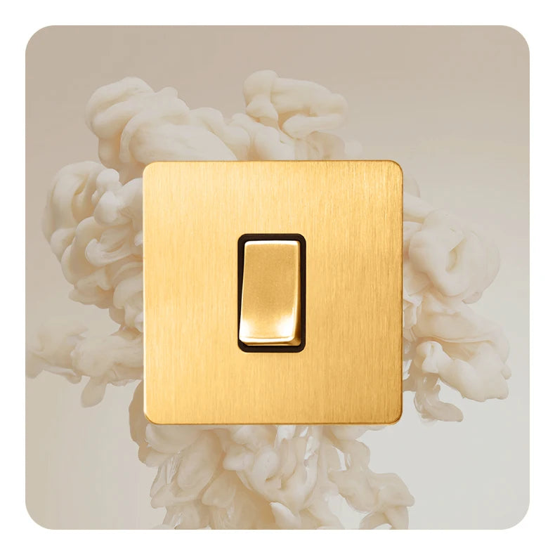 Prises et interrupteurs design à poussoir en acier inoxydable doré effet brossé SS20