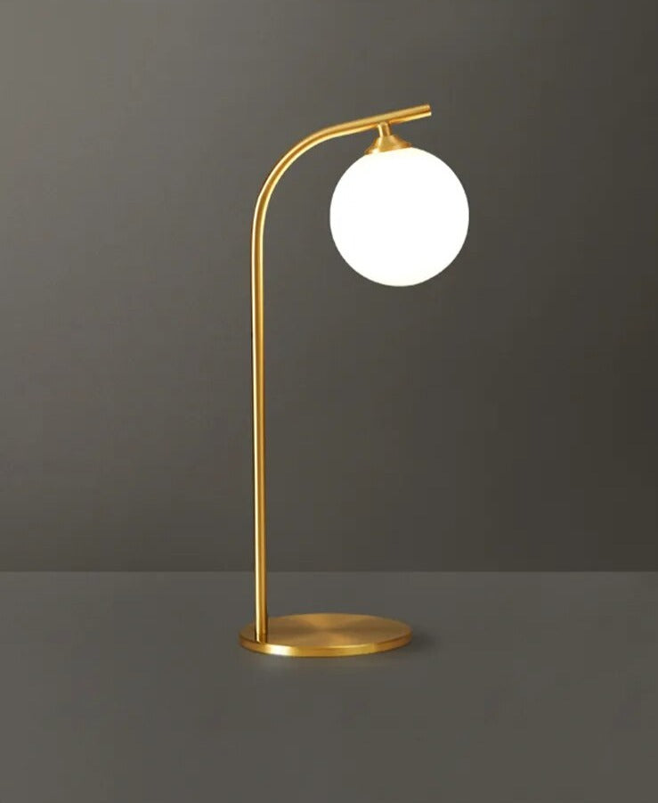 Lampe de table design en laiton SP5