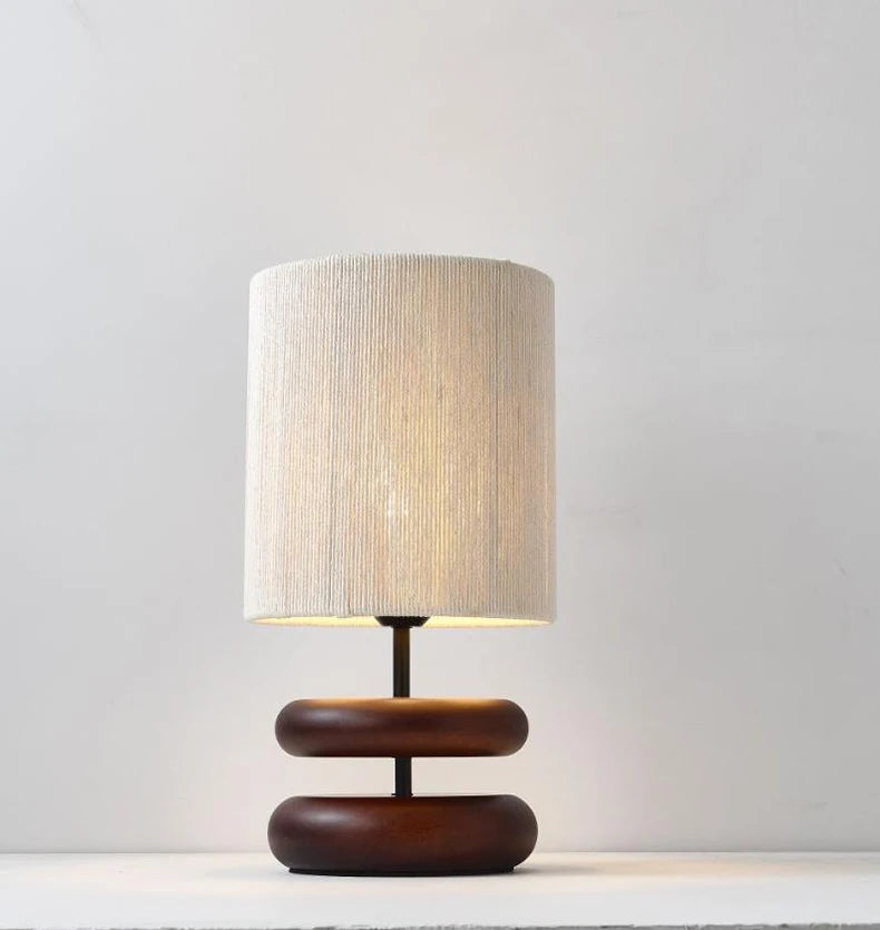 Lampe de table design bohème en bois avec abat-jour en tissu WAZI