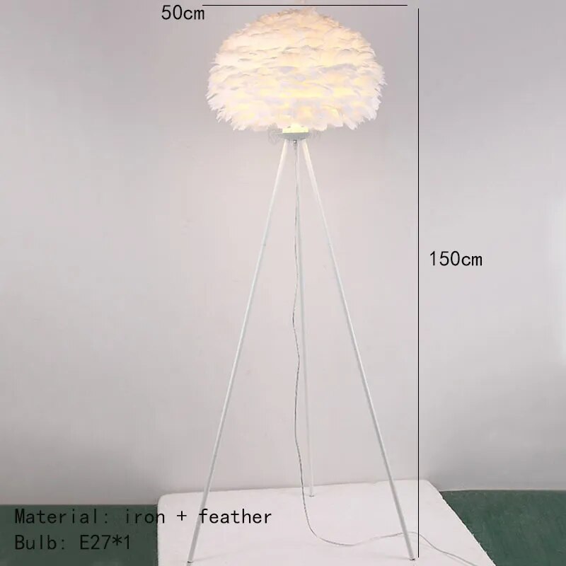 Lampadaire design en métal et plumes RISCH