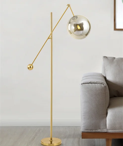 Lampadaire design moderne réglable en métal doré avec abat-jour en verre VERSO