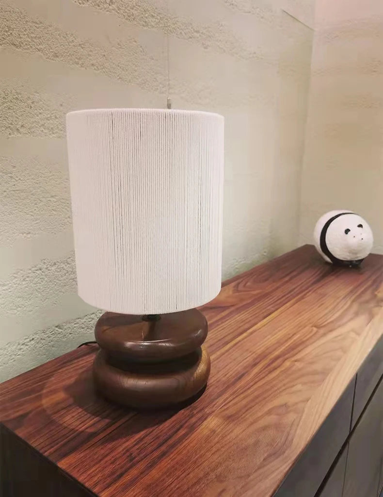 Lampe de table design bohème en bois avec abat-jour en tissu WAZI