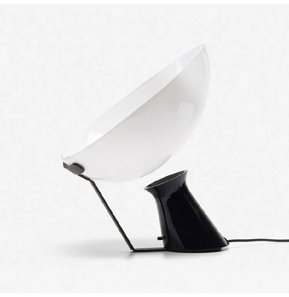 Lampe de bureau design minimaliste LED en métal KUJU