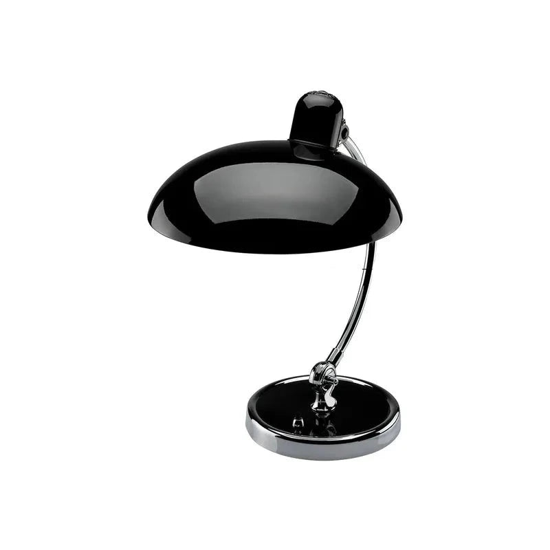 Lampe de bureau design en métal Schwan