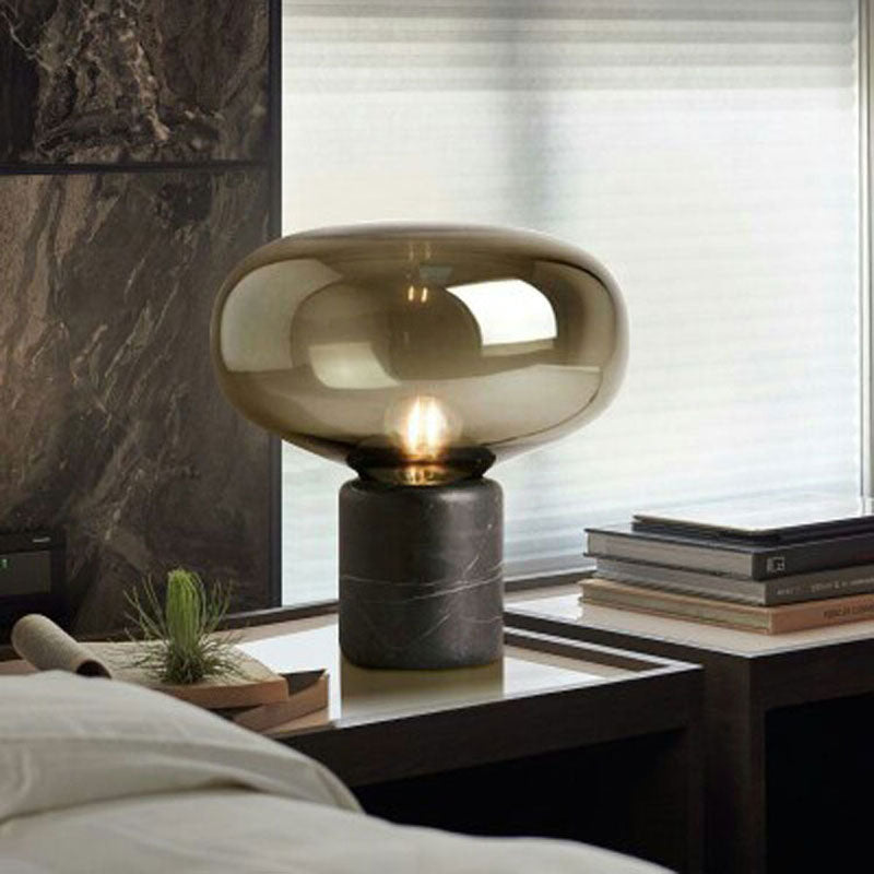 Lampe de table en verre design