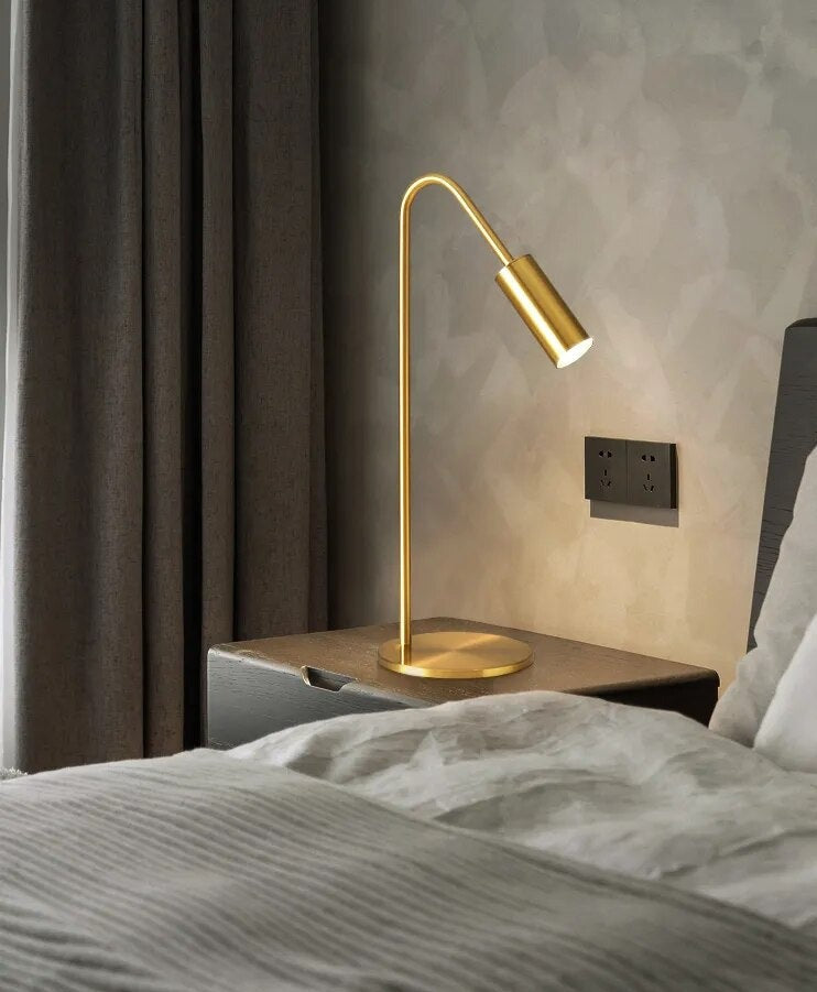 Lampe de bureau design en laiton SP7