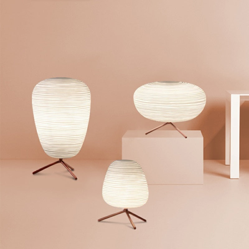 Lampe de table en verre design